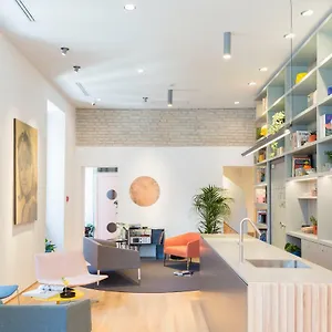 https://the-radical-hotel-roma.it-romehotels.com
